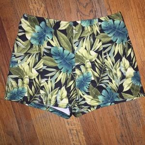 🍃Forever 21 tropical vibe shorts